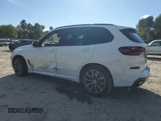 ✅ 2024 BMW X5 xDrive40i • VIN: 5UX23EU02R9U77172 • Lot: 82550305. Wystawiony na Copart z przebiegiem 36 139 mil. Bezpłatny archiwum sprzedaży aukcyjnych z USA i szczegółowy raport historii pojazdu na DreamBid. Zdjęcie 2.