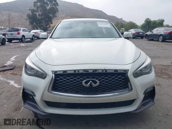 ✅ 2018 Infiniti Q50 Luxe • VIN: JN1EV7AR5JM433257 • Lot: 42452842. Wystawiony na IAAI z przebiegiem 97 108 mil. Bezpłatny archiwum sprzedaży aukcyjnych z USA i szczegółowy raport historii pojazdu na DreamBid. Zdjęcie 12.