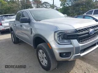 ✅ 2024 Ford Ranger XL • VIN: 1FTER4PH3RLE49151 • Lot: 43282060. Wystawiony na IAAI z przebiegiem 17 303 mil. Bezpłatny archiwum sprzedaży aukcyjnych z USA i szczegółowy raport historii pojazdu na DreamBid. Zdjęcie 1.