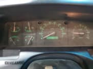 ✅ 1995 Ford F-250 • VIN: 1FTHX26HXSKB04767 • Lot: 85123124. Listed on Copart with 302,017 mi. Free auction sales archive from the USA and detailed vehicle history report at DreamBid. Image 9.