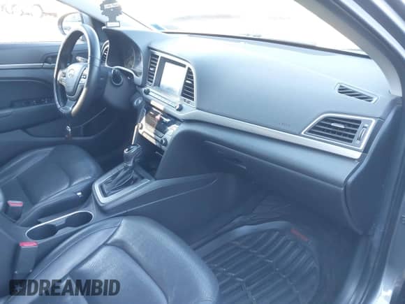 2017 Hyundai Elantra Limited z VIN KMHD84LF9HU164591, wystawiony jako IAAI lot #40614661 z przebiegiem 185 883 mil mil oraz . Historia ofert i sprzedaży dostępna na DreamBid. Obrazek 5.