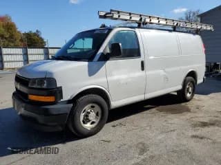 ✅ 2019 Chevrolet Express Cargo • VIN: 1GCWGAFP3K1367083 • Lot: 89528145. Listed on Copart with 134,639 mi. Free auction sales archive from the USA and detailed vehicle history report at DreamBid. Image 1.