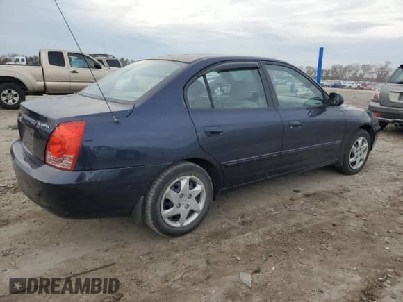 2005 Hyundai Elantra GLS z VIN KMHDN46D75U146640, wystawiony jako Copart lot #81188684 z przebiegiem 223 869 mil mil oraz Szkoda całkowita • Salvage title. Historia ofert i sprzedaży dostępna na DreamBid. Obrazek 3.