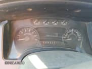 ✅ 2011 Ford F-150 XL • VIN: 1FTMF1CM0BKD77049 • Lot: 91425315. Wystawiony na Copart z przebiegiem 72 050 mil. Bezpłatny archiwum sprzedaży aukcyjnych z USA i szczegółowy raport historii pojazdu na DreamBid. Zdjęcie 9.