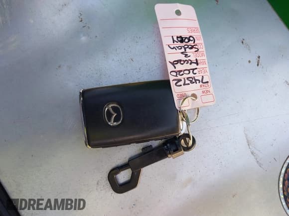 ✅ 2020 Mazda 3 Select • VIN: 3MZBPACL7LM134891 • Лот: 43506459. Опубликован ранее на IAAI с пробегом 56 442 миль. Бесплатный доступ к архиву аукционных продаж из США и подробный отчёт об истории автомобиля на DreamBid. Изображение 11.