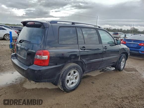 ✅ 2006 Toyota Highlander • VIN: JTEGD21A260137905 • Lot: 93655585. Listed on Copart with 281,634 mi. Free auction sales archive from the USA and detailed vehicle history report at DreamBid. Image 3.