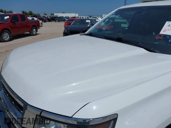 ✅ 2016 Chevrolet Tahoe Commercial • VIN: 1GNLCDEC5GR229480 • Lot: 42666040. Listed on IAAI with 166,104 mi. Free auction sales archive from the USA and detailed vehicle history report at DreamBid. Image 6.