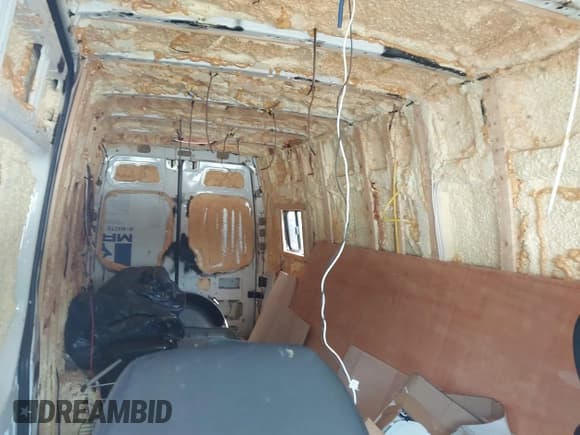 ✅ 2010 Mercedes-Benz Sprinter Cargo • VIN: WD3PE8CC0A5430498 • Lot: 42553817. Listed on IAAI with 231,427 mi. Free auction sales archive from the USA and detailed vehicle history report at DreamBid. Image 8.