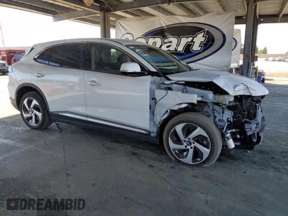 ✅ 2024 VinFast VF 8 Eco • VIN: RLLV1AEB3RH007872 • Лот: 70881575. Опубликован ранее на Copart с пробегом 21 744 миль. Бесплатный доступ к архиву аукционных продаж из США и подробный отчёт об истории автомобиля на DreamBid. Изображение 4.