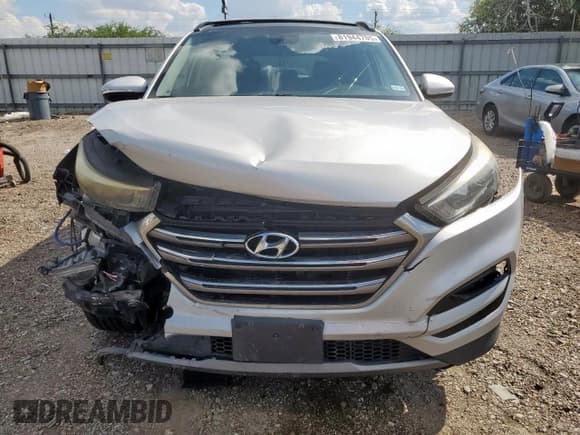✅ 2016 Hyundai Tucson Limited • VIN: KM8J33A28GU197687 • Лот: 81944705. Опубликован ранее на Copart с пробегом 89 578 миль. Бесплатный доступ к архиву аукционных продаж из США и подробный отчёт об истории автомобиля на DreamBid. Изображение 5.