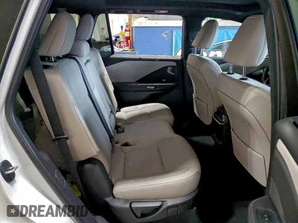 ✅ 2025 Lexus TX 350 Premium • VIN: 5TDAAAB61SX028849 • Lot: 60286915. Listed on Copart with 597 mi. Free auction sales archive from the USA and detailed vehicle history report at DreamBid. Image 11.