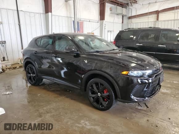 2023 Dodge Hornet GT z VIN ZACNDFAN5P3A02250, wystawiony jako Copart lot #58251025 z przebiegiem 4 453 mil mil oraz Szkoda całkowita • Salvage title. Historia ofert i sprzedaży dostępna na DreamBid. Obrazek 4.