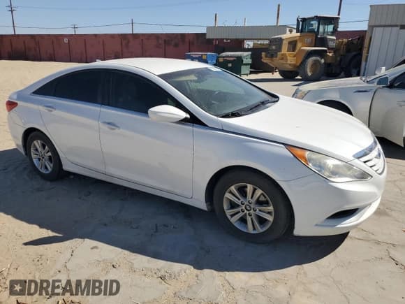 ✅ 2013 Hyundai Sonata GLS • VIN: 5NPEB4AC2DH722952 • Lot: 72998144. Listed on Copart with 153,985 mi. Free auction sales archive from the USA and detailed vehicle history report at DreamBid. Image 4.