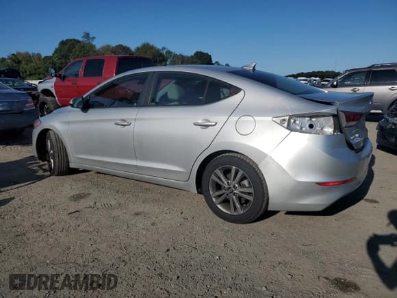 ✅ 2018 Hyundai Elantra Value Edition • VIN: 5NPD84LF3JH346341 • Lot: 71659545. Listed on Copart with 103,082 mi. Free auction sales archive from the USA and detailed vehicle history report at DreamBid. Image 2.