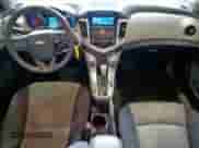 2016 Chevrolet Cruze LS с VIN 1G1PC5SH1G7167709, выставлен на аукционе Copart как лот 81373205 с пробегом 106 435 миль миль и Списание • Salvage title. История ставок и продаж доступна на DreamBid. Изображение 8.