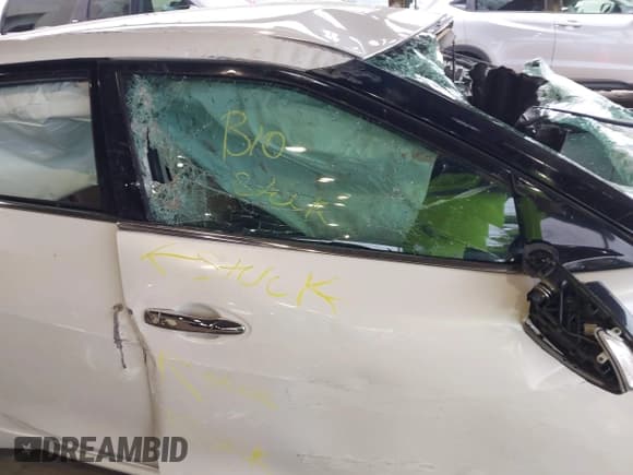 ✅ 2016 Nissan Maxima S • VIN: 1N4AA6AP6GC386325 • Lot: 42376260. Listed on IAAI with 108,000 mi. Free auction sales archive from the USA and detailed vehicle history report at DreamBid. Image 5.