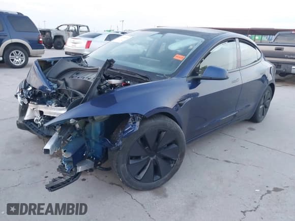 ✅ 2024 Tesla Model 3 • VIN: 5YJ3E1EA5RF717305 • Лот: 43199100. Опубликован ранее на IAAI с пробегом 15 130 миль. Бесплатный доступ к архиву аукционных продаж из США и подробный отчёт об истории автомобиля на DreamBid. Изображение 2.