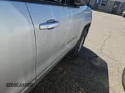 ✅ 2015 Chevrolet Silverado 1500 LT • VIN: 1GCVKREC8FZ368437 • Лот: 42427506. Опубликован ранее на IAAI с пробегом 126 293 миль. Бесплатный доступ к архиву аукционных продаж из США и подробный отчёт об истории автомобиля на DreamBid. Изображение 1.