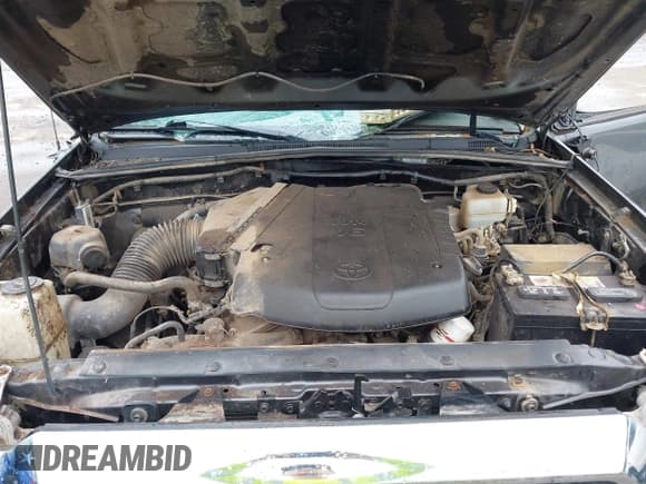 ✅ 2015 Toyota Tacoma • VIN: 3TMLU4EN7FM206645 • Lot: 42779723. Listed on IAAI with 151,000 mi. Free auction sales archive from the USA and detailed vehicle history report at DreamBid. Image 10.