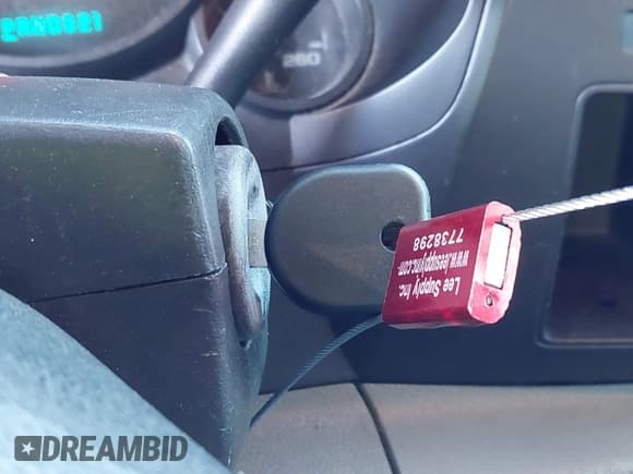 ✅ 2007 Chevrolet Silverado 1500 1LT • VIN: 2GCEC13C071714511 • Lot: 43501272. Listed on IAAI with 186,483 mi. Free auction sales archive from the USA and detailed vehicle history report at DreamBid. Image 11.