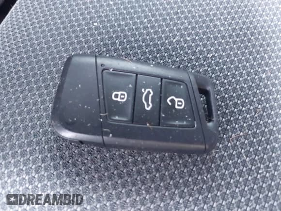 ✅ 2022 Volkswagen Taos S • VIN: 3VVMX7B21NM055390 • Лот: 42392357. Опубликован ранее на IAAI с пробегом 64 677 миль. Бесплатный доступ к архиву аукционных продаж из США и подробный отчёт об истории автомобиля на DreamBid. Изображение 11.