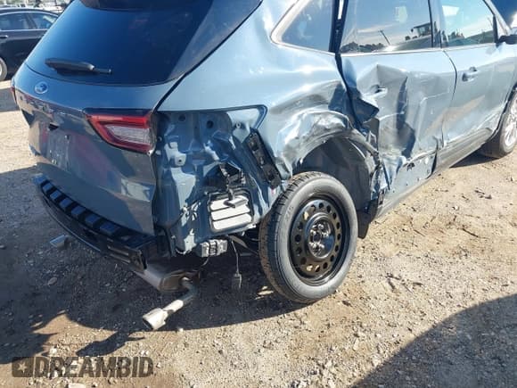 ✅ 2025 Ford Escape Active • VIN: 1FMCU0GNXSUB01881 • Лот: 43830791. Опубликован ранее на IAAI с пробегом 13 884 миль. Бесплатный доступ к архиву аукционных продаж из США и подробный отчёт об истории автомобиля на DreamBid. Изображение 6.