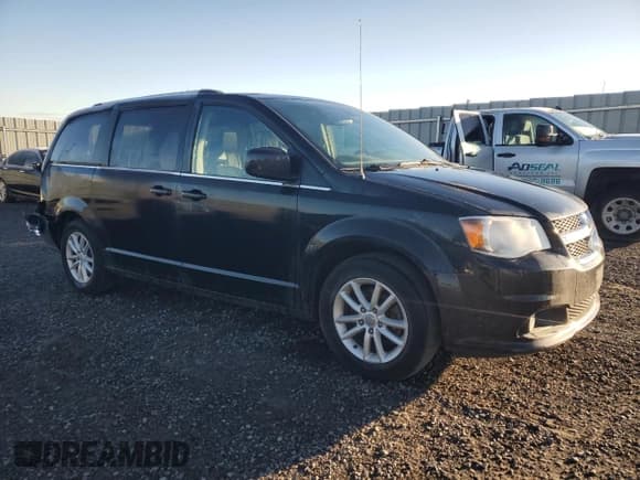 ✅ 2018 Dodge Grand Caravan SE • VIN: 2C4RDGBG4JR329371 • Lot: 90029535. Wystawiony na Copart z przebiegiem 161 325 mil. Bezpłatny archiwum sprzedaży aukcyjnych z USA i szczegółowy raport historii pojazdu na DreamBid. Zdjęcie 4.