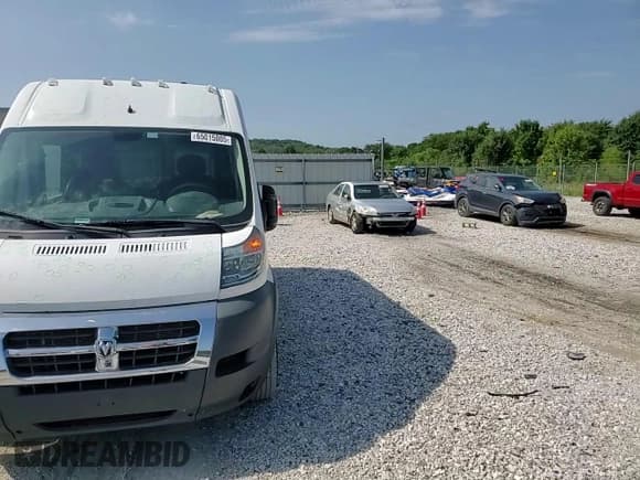 ✅ 2016 Ram ProMaster Cargo • VIN: 3C6TRVPG3GE125117 • Lot: 65015005. Wystawiony na Copart z przebiegiem 137 564 mil. Bezpłatny archiwum sprzedaży aukcyjnych z USA i szczegółowy raport historii pojazdu na DreamBid. Zdjęcie 14.