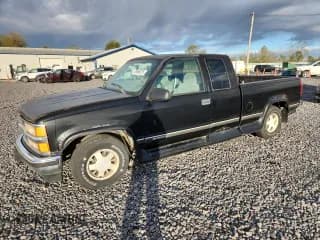 ✅ 1997 Chevrolet Silverado 1500 • VIN: 1GCEC19R2VE125029 • Lot: 89508335. Wystawiony na Copart z przebiegiem 251 246 mil. Bezpłatny archiwum sprzedaży aukcyjnych z USA i szczegółowy raport historii pojazdu na DreamBid. Zdjęcie 1.