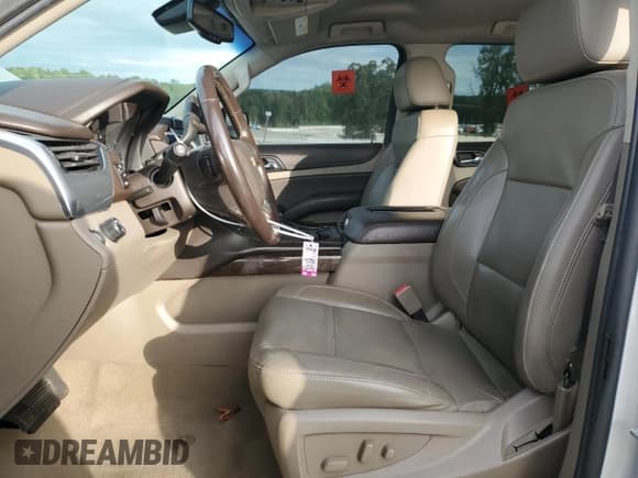 ✅ 2019 Chevrolet Tahoe LT • VIN: 1GNSCBKC3KR393338 • Lot: 85341565. Listed on Copart with 95,746 mi. Free auction sales archive from the USA and detailed vehicle history report at DreamBid. Image 7.