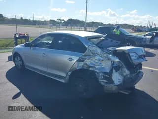 ✅ 2013 Volkswagen Jetta SE • VIN: 3VWDP7AJ8DM220922 • Lot: 43522617. Listed on IAAI with 58,564 mi. Free auction sales archive from the USA and detailed vehicle history report at DreamBid. Image 3.