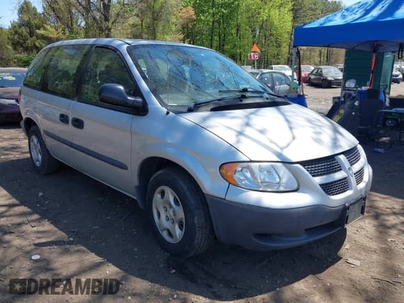 ✅ 2003 Dodge Caravan SE • VIN: 1D4GP25B93B168831 • Lot: 42175933. Wystawiony na IAAI z przebiegiem 103 282 mil. Bezpłatny archiwum sprzedaży aukcyjnych z USA i szczegółowy raport historii pojazdu na DreamBid. Zdjęcie 1.