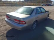 ✅ 2000 Lexus ES 300 • VIN: JT8BF28G8Y0240797 • Lot: 43671979. Listed on IAAI with 126,904 mi. Free auction sales archive from the USA and detailed vehicle history report at DreamBid. Image 4.