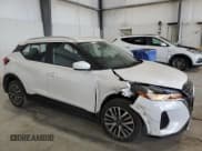 ✅ 2023 Nissan Kicks SV • VIN: 3N1CP5CV3PL566568 • Лот: 84063295. Опубликован ранее на Copart с пробегом 32 797 миль. Бесплатный доступ к архиву аукционных продаж из США и подробный отчёт об истории автомобиля на DreamBid. Изображение 4.