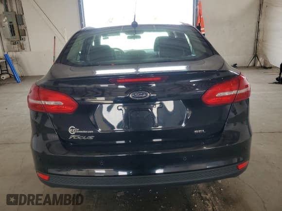 ✅ 2017 Ford Focus SEL • VIN: 1FADP3H29HL283275 • Lot: 87357465. Wystawiony na Copart z przebiegiem 56 029 mil. Bezpłatny archiwum sprzedaży aukcyjnych z USA i szczegółowy raport historii pojazdu na DreamBid. Zdjęcie 6.