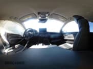 ✅ 2024 Honda Pilot EX-L • VIN: 5FNYG2H49RB012602 • Lot: 43236382. Wystawiony na IAAI z przebiegiem 28 172 mil. Bezpłatny archiwum sprzedaży aukcyjnych z USA i szczegółowy raport historii pojazdu na DreamBid. Zdjęcie 18.