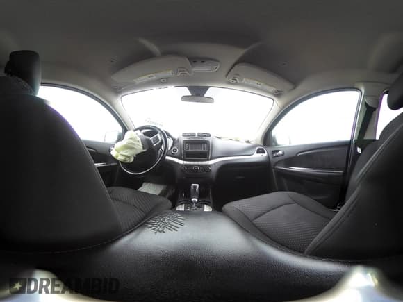 ✅ 2018 Dodge Journey SE • VIN: 3C4PDCABXJT216852 • Лот: 43329283. Опубликован ранее на IAAI с пробегом 154 154 миль. Бесплатный доступ к архиву аукционных продаж из США и подробный отчёт об истории автомобиля на DreamBid. Изображение 18.