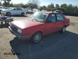 ✅ 1990 Volkswagen Jetta • VIN: WVWRA21G8LW118049 • Lot: 83110834. Wystawiony na Copart z przebiegiem 114 813 mil. Bezpłatny archiwum sprzedaży aukcyjnych z USA i szczegółowy raport historii pojazdu na DreamBid. Zdjęcie 1.