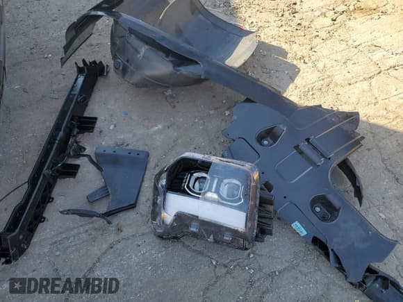 ✅ 2024 Hyundai Palisade XRT • VIN: KM8R3DGE6RU766694 • Лот: 77157114. Опубликован ранее на Copart с пробегом Не указан. Бесплатный доступ к архиву аукционных продаж из США и подробный отчёт об истории автомобиля на DreamBid. Изображение 13.