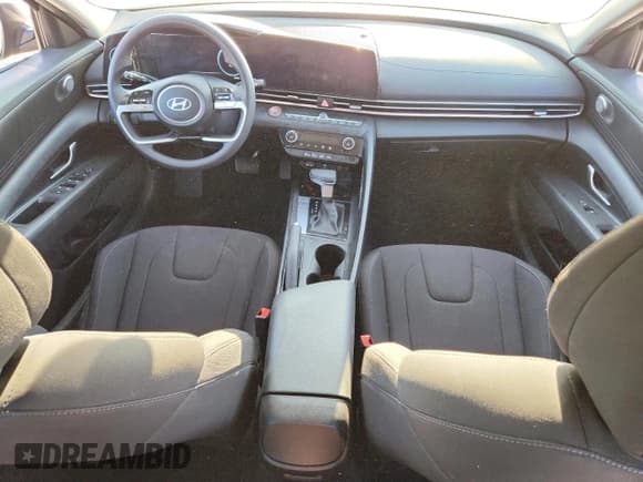 ✅ 2024 Hyundai Elantra SEL • VIN: KMHLM4DG3RU740143 • Lot: 80167805. Listed on Copart with 24,053 mi. Free auction sales archive from the USA and detailed vehicle history report at DreamBid. Image 8.