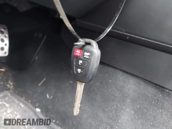 ✅ 2020 Toyota 86 • VIN: JF1ZNAA12L8753773 • Лот: 43675164. Опубликован ранее на IAAI с пробегом 58 297 миль. Бесплатный доступ к архиву аукционных продаж из США и подробный отчёт об истории автомобиля на DreamBid. Изображение 11.