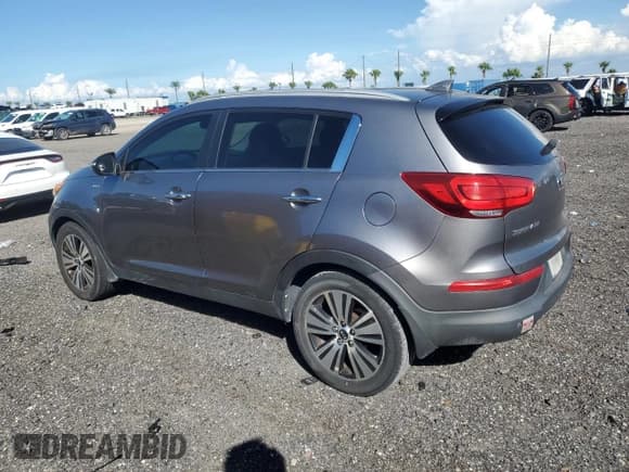 ✅ 2016 Kia Sportage EX • VIN: KNDPCCAC0G7861938 • Lot: 82646585. Listed on Copart with 136,013 mi. Free auction sales archive from the USA and detailed vehicle history report at DreamBid. Image 2.
