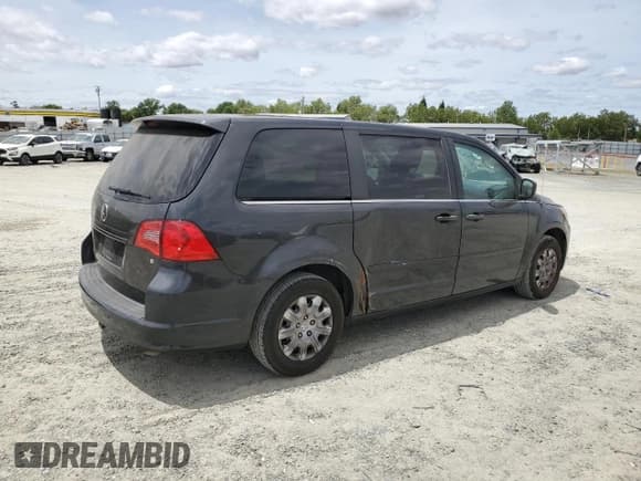 ✅ 2012 Volkswagen Routan S • VIN: 2C4RVAAG4CR215515 • Lot: 57142244. Listed on Copart with 177,320 mi. Free auction sales archive from the USA and detailed vehicle history report at DreamBid. Image 3.