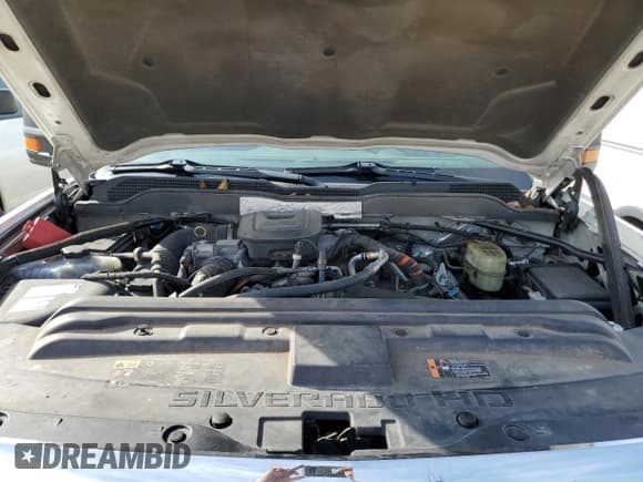 ✅ 2015 Chevrolet Silverado 2500HD Work Truck • VIN: 1GC1KUE89FF638855 • Lot: 77013604. Listed on Copart with 196,301 mi. Free auction sales archive from the USA and detailed vehicle history report at DreamBid. Image 11.