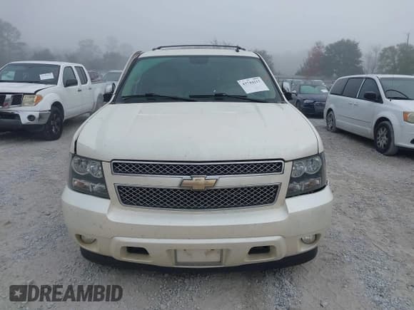 ✅ 2011 Chevrolet Tahoe LTZ • VIN: 1GNSCCE05BR367234 • Lot: 43744113. Listed on IAAI with 189,091 mi. Free auction sales archive from the USA and detailed vehicle history report at DreamBid. Image 12.
