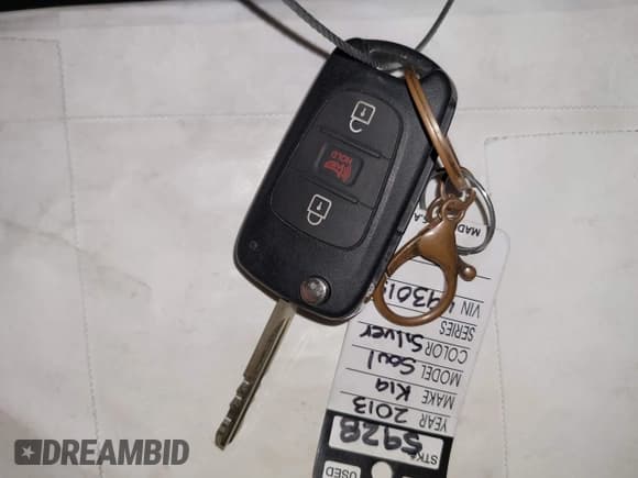 ✅ 2013 Kia Soul + • VIN: KNDJT2A6XD7493015 • Lot: 43379499. Wystawiony na IAAI z przebiegiem 95 326 mil. Bezpłatny archiwum sprzedaży aukcyjnych z USA i szczegółowy raport historii pojazdu na DreamBid. Zdjęcie 11.