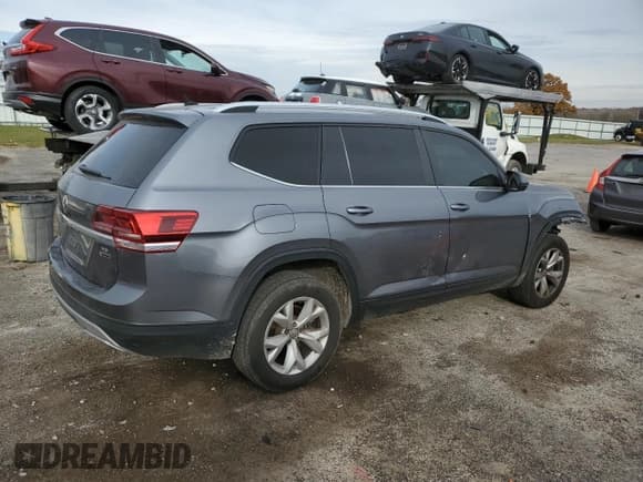 ✅ 2018 Volkswagen Atlas SE • VIN: 1V2KR2CA5JC547052 • Lot: 91194795. Listed on Copart with 246,091 mi. Free auction sales archive from the USA and detailed vehicle history report at DreamBid. Image 3.
