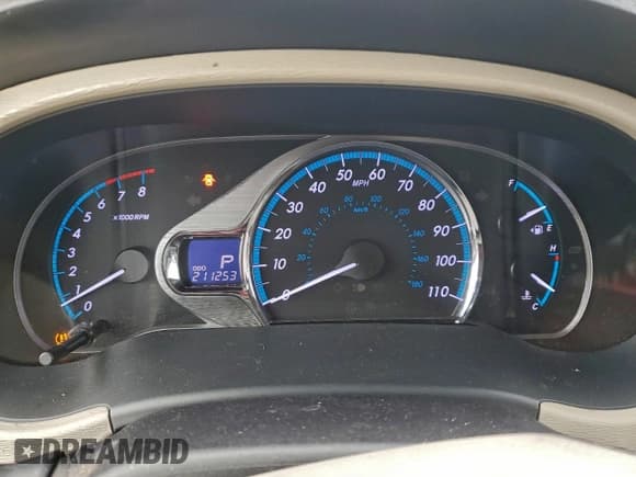 ✅ 2013 Toyota Sienna XLE • VIN: 5TDYK3DC1DS390841 • Lot: 96059335. Listed on Copart with 211,253 mi. Free auction sales archive from the USA and detailed vehicle history report at DreamBid. Image 9.