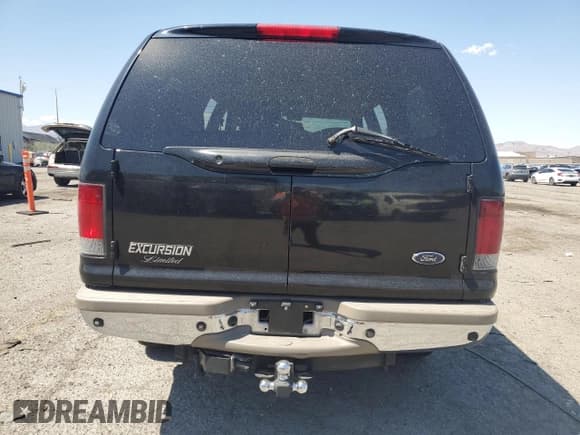 ✅ 2002 Ford Excursion Limited • VIN: 1FMNU43S92EC53835 • Лот: 60525215. Опубликован ранее на Copart с пробегом 207 011 миль. Бесплатный доступ к архиву аукционных продаж из США и подробный отчёт об истории автомобиля на DreamBid. Изображение 6.