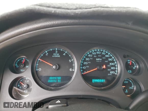 ✅ 2008 Chevrolet Avalanche 2LT • VIN: 3GNEC12068G108069 • Lot: 47971255. Wystawiony na Copart z przebiegiem 268 850 mil. Bezpłatny archiwum sprzedaży aukcyjnych z USA i szczegółowy raport historii pojazdu na DreamBid. Zdjęcie 9.